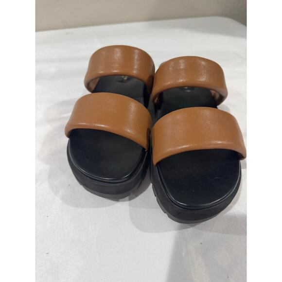 Vionic Modesto Two Strap Lug Sole Sandal Size 7.5 - Picture 4 of 7